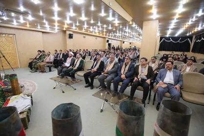 کسانی که مشکلات اقتصادی را ضربه به نظام می&zwnj;دانند این خیال خام را به گور می&zwnj;برند