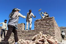 اردوی جهادی در لکستان متفاوت‌تر از سال قبل است/ از مشاره تحصیلی رایگان تا بازسازی مدارس حاشیه شهر