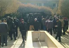 بی‌توجهی مسئولان معدن طزره به مطالبه معدن‌چیان/ بازنگری در اجرای طرح طبقه‌بندی مشاغل خواسته به حق کارگران + عکس و فیلم