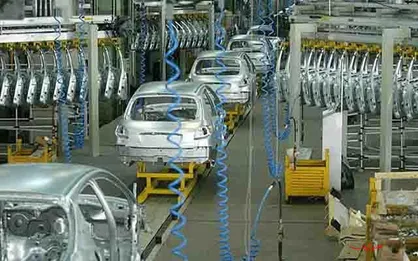 احتمال توقف تولید برخی خودروها از دی ۹۷
