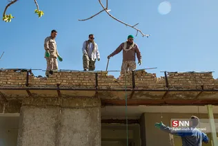 سی سخت، دوماه بعد از زلزله- گروه های جهادی مختلفی از ابتدای وقوع زلزله تا به امروز به کمک مردم منطقه شتافته اند.