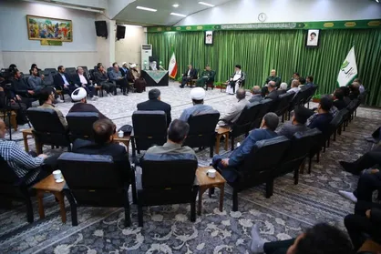 آیت&zwnj;الله علم&zwnj;الهدی: همزمان با آغاز ماه محرم، هیئت&zwnj;ها باید حضور پرشورتری در تجمعات داشته باشند | مداحان باید عشق به اهل بیت (ع) را در دل&zwnj;های مردم حفظ کنند