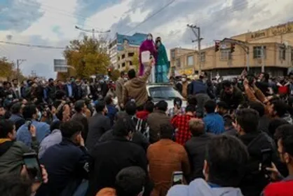 &laquo;تونل گلاب&raquo; چهار محال و بختیاری بدون اجازه به&zwnj; بهره&zwnj;برداری رسید