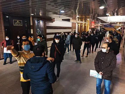 دانشجویان علوم پزشکی همدان در اعتراض به اختصاص زمان محدود در امتحانات تجمع کردند