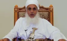 مفتی عمان: مسلمانان سرمایه‌شان خود را از نهادهای اقتصادی فرانسه خارج کنند