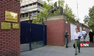 انگلیس موقتا دیپلمات‌هایش را از ایران خارج کرد
