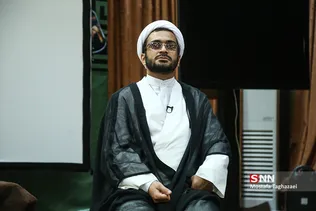 چهارمین دوره انسان انقلاب اسلامی