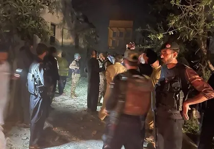 ۱۳ کشته در پی انفجار در انبار مهمات پاکستان