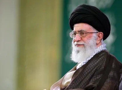 در مواجهه با دنیای کفر هیچ ملاحظه&zwnj;ای نداریم/ روز بازگشت فلسطین روز جشن جهان اسلام است