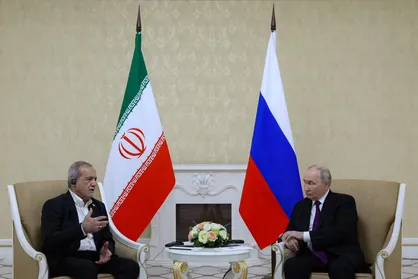 پوتین: روسیه برای حل بحران خاورمیانه در کنار ایران است / سلام و بهترین آرزو&zwnj;های مرا به رهبر انقلاب برسانید + فیلم