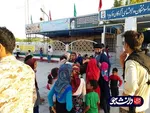 خدمت رسانی دانشجویان خوزستانی به سیل زدگان اسکان داده شده در یادمان شهدای هویزه