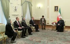 روحانی: ایران علاقمند به توسعه همکاری‌های تجاری و اقتصادی با سوئد است / کاهش تعهدات برجامی ایران، در چارچوب برجام است