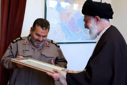 پیام تسلیت رهبر معظم انقلاب اسلامی در پی درگذشت سرلشکر فیروزآبادی