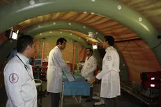 برپایی بیمارستان صحرایی در منطقه محروم شیراز