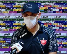 گل محمدی: دیاباته نشان داد انسان بزرگی است / بازیکنان پرسپولیس انسان هستند نه ربات
