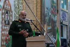بلالی: از موشک‌های ۳۰۰ کیلومتری به برد ۲۰۰۰ کیلومتر و نقطه‌زنی رسیدیم