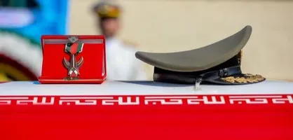 وداع باشکوه همرزمان با دو خلبان شهید هوانیروز اصفهان