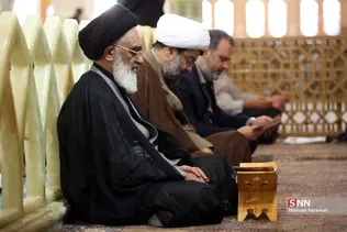 قرائت دعای عرفه در حرم مطهر حضرت فاطمه معصومه (س)