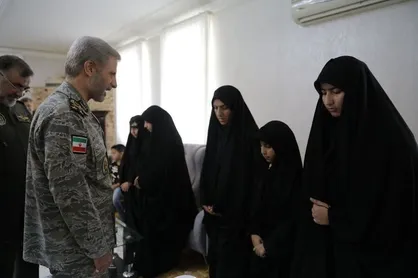 سرلشکر حاتمی: ملت ایران با انسجام، اقتدار و مقاومت توطئه دشمن را خنثی کرد