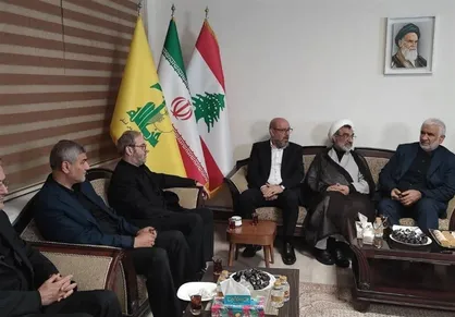 حضور خسروپناه در دفتر نمایندگی حزب&zwnj;الله در تهران