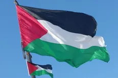 حقوق مشروع‌مان را با پول معاوضه نمی‌کنیم