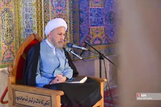 محفل انس با قرآن کریم در مسجد تاریخی نصیرالملک شیراز