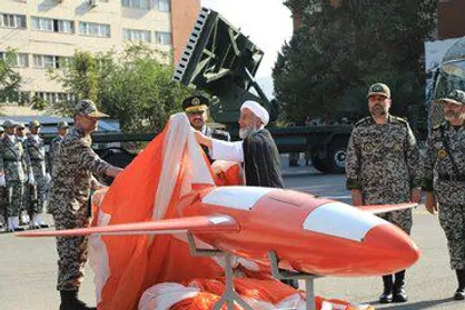 پهپاد رزمی، پدافندی و نقطه زن &laquo;کیان&raquo; رونمایی شد