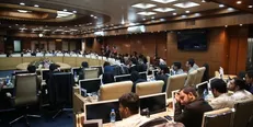 فیروزآبادی: سلبریتی‌ها به جای اساتید مرجع فکری دانشجویان شده‌اند