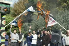 دانشگاهیان دانشگاه تربیت مدرس یاوه گویی های ترامپ را محکوم کردند+ تصاویر
