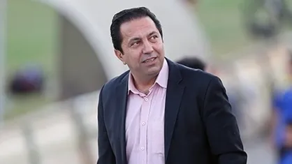 عضو کمیته فنی فدراسیون فوتبال: شاید جایگزین اسکوچیچ خارجی باشد/دایی تنها گزینه ایرانی بود