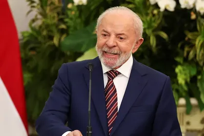 پیشتازی رئیس جمهور برزیل مقابل نامزد مورد حمایت ترامپ