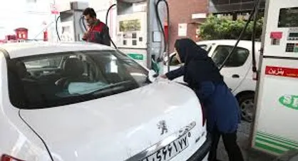 شرق: حذف سهمیه&zwnj;بندی بنزین و گرانی ناگهانی، هر دو اشتباه بود