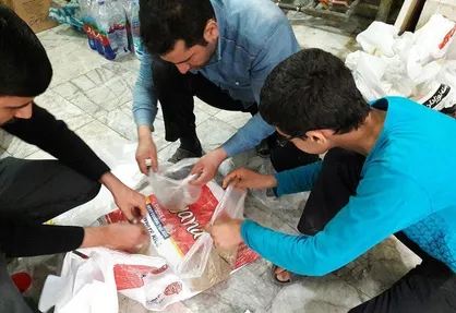 بسته مواد غذایی و بسته تحصیلی در روستا&zwnj;های محروم استان البرز توزیع می&zwnj;شود