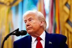 ببینید| چاپلوسی ترامپ برای رژیم کودک‌کش