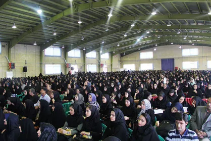 دانشجویان در محیط دانشگاه، فصل نوینی در زندگی خود رقم بزنند
