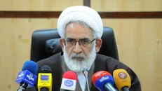 بعضی از منکرات در جامعه که در ملأ عام باشد جرم محسوب می‌شود