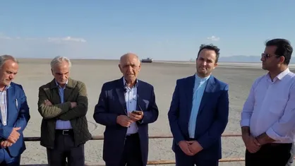 چاه&zwnj;ها را نمی&zwnj;توان بست؛ باید به&zwnj;جای برخورد، مصرف را مدیریت کرد/نمک و بیماری از سوی دریاچه خشکیده ارومیه مردم شهرستان شبستر را تهدید میکند!