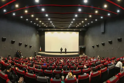 استقبال چشمگیر قمی&zwnj;ها از فیلم&zwnj;های نوروزی در سینما &laquo;بازار شهر&raquo; &nbsp;