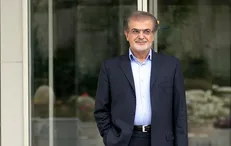 صوفی: جهانگیری برای نامزدی باید خود را از عملکرد دولت روحانی تبرئه کند