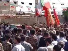 پیکر شهید مدافع وطن «وحید دالوند» در اندیمشک تشییع شد