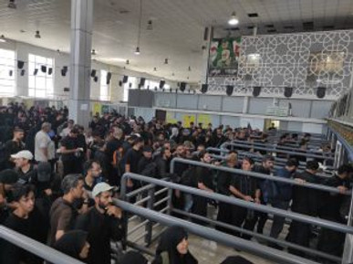 موج بازگشت زائران از مرز مهران / تردد ۲۶۵ هزار زائر از مرز مهران در ایام دهه اول محرم امسال + فیلم