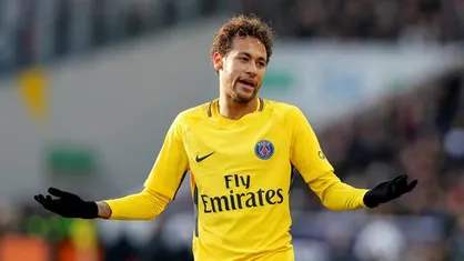 پاسخ ابهام آمیز مدیر PSG درباره ماندن نیمار