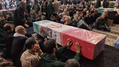 وداع باشکوه با دو شهید مدافع امنیت در حرم مطهر امام رضا (ع)