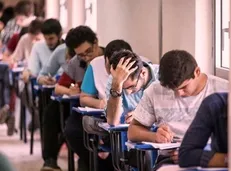 دانش آموزانی که مبتلا یا مشکوک به کرونا هستند، آزمون جبرانی دارند