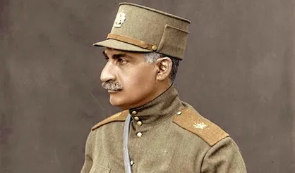 رضاخان یا رضا شاه، مسئله این است!