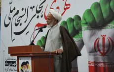 امام‌جمعه موقت کرمان: هیچ طوفانی نمی‌تواند اراده مردم ايران را بشکند / تشييع پیکر سردار شهید امیر امیرمحمدی+عكس و فيلم