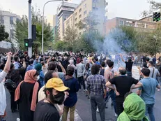 راهی که ضد انقلاب در پیش گرفته نتیجه‌ای جز ناکامی، انزوا و عصبانیت بیشتر برای آن‌ها ندارد/ تحقیر سران گروهک‌های پاریس نشین