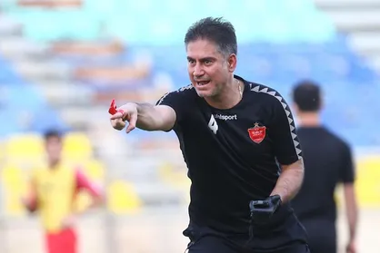 مربی پرسپولیس: کسانی که &laquo;کرونانمایی&raquo; می&zwnj;کنند محروم شوند