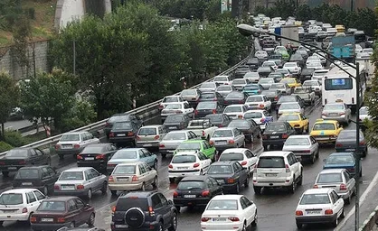 اکثر معابر پایتخت درگیر ترافیک سنگین صبحگاهی هستند