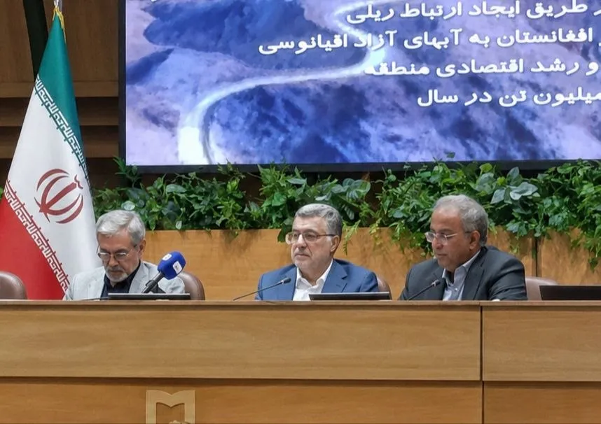 ظفرقندی: زیرساخت درمانی بدون نیروی انسانی ماندگار، کارآمد نیست / توسعه متوازن سلامت در سیستان و بلوچستان اولویت ما است